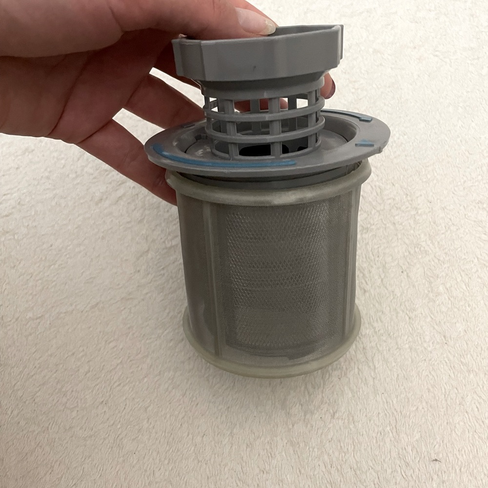 NEW IN THE ORIGINAL BOX! Qualtex dishwasher filter - compatible with Bosch